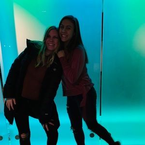 Meet your Posher, Maria